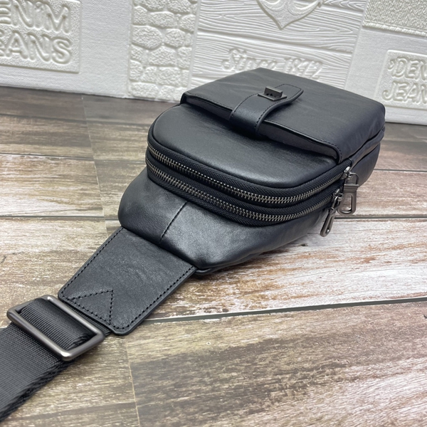 スーパーコピーブランドバッグ内部構造